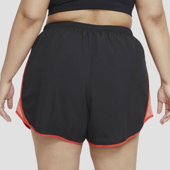 NWT Nike Women’s Plus 10k Nylon Running Shorts w/lining Size 3X 22/24 - Picture 5 of 8